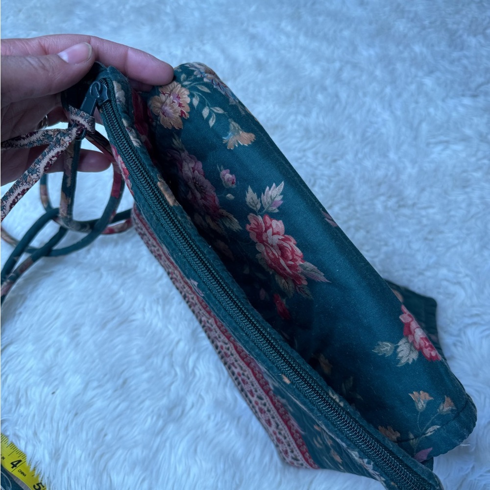 Vintage 80's Vera Bradley Prairie Rose Bag Indiana Tag Floral Flat Crossbody Gre - Picture 8 of 14